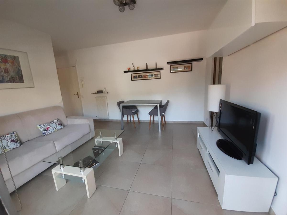 Joli Appartement Entre Menton Et Monaco Roquebrune-Cap-Martin Ngoại thất bức ảnh